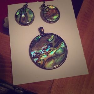 Beautiful shimmery Mexican Abalone Shell set